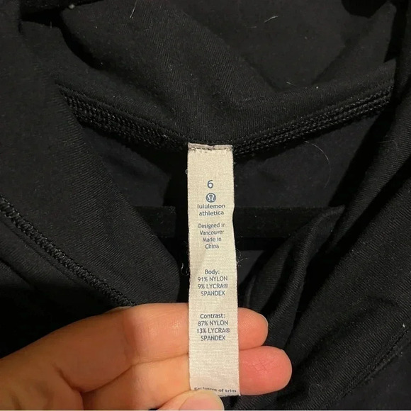 Lululemon Healthy Heart Pullover in Black Size 6 - Picture 3 of 9